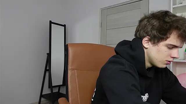 Ricky Becko online show from October 4, 2025, 2:48 pm