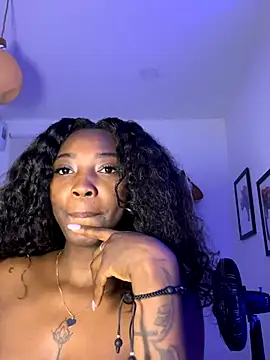 EmilyKisx online show from October 15, 2025, 11:43 am