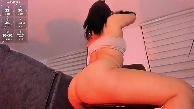 NikaVelvet1 online show from November 7, 2025, 11:49 pm