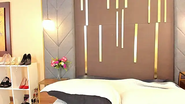 OliviGrace online show from October 29, 2025, 10:33 pm