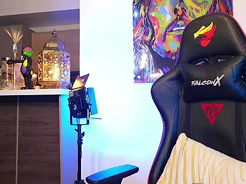 Snapshot of logan_hugh8 chatting on October 13, 2025, 11:16 pm logan hugh8 online show from October 13, 2025, 11:16 pm