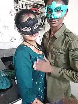 Snapshot of LOVE568 chatting on November 3, 2025, 7:09 am LOVE568 online show from November 3, 2025, 7:09 am