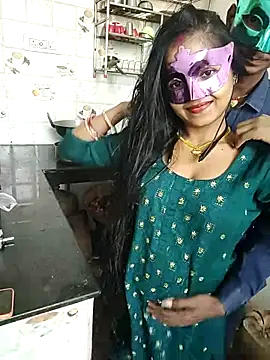 Snapshot of LOVE568 chatting on November 16, 2025, 6:19 am LOVE568 online show from November 16, 2025, 6:19 am