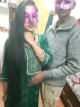 Snapshot of LOVE568 chatting on December 5, 2025, 6:00 am LOVE568 online show from December 5, 2025, 6:00 am