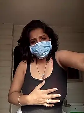 Love Foreverr12 online show from November 19, 2025, 7:08 am