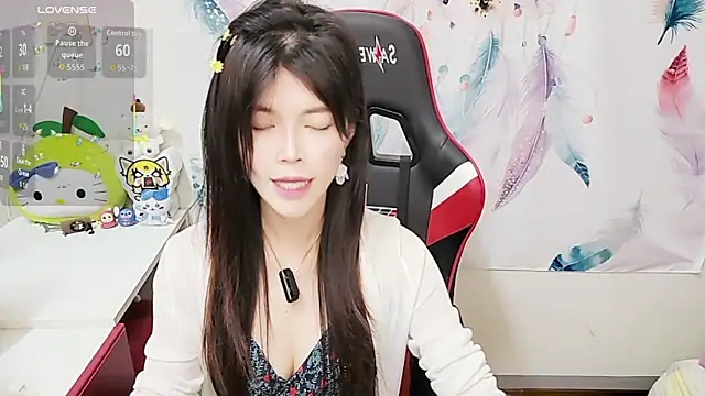 Alina10932 online show from December 5, 2025, 9:29 am