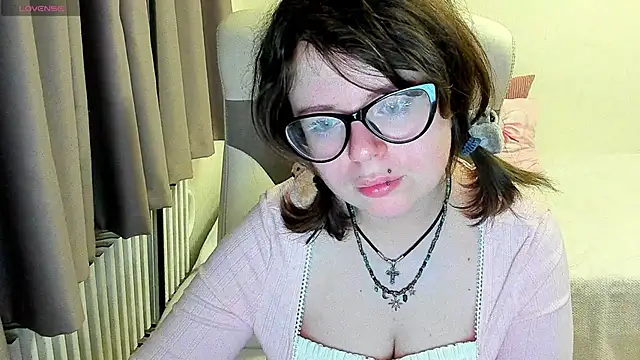 Snapshot of MilisaSweet777 chatting on October 3, 2025, 6:05 pm MilisaSweet777 online show from October 3, 2025, 6:05 pm