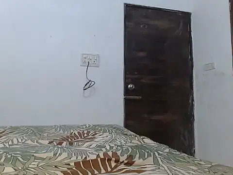 Snapshot of soya_queen chatting on December 4, 2025, 6:34 am soya queen online show from December 4, 2025, 6:34 am