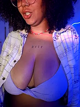 Snapshot of afrodeusa chatting on November 13, 2025, 11:31 am afrodeusa online show from November 13, 2025, 11:31 am