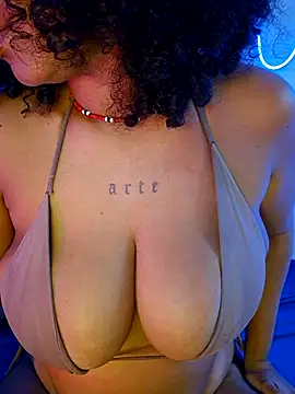 Snapshot of afrodeusa chatting on November 20, 2025, 6:29 pm afrodeusa online show from November 20, 2025, 6:29 pm