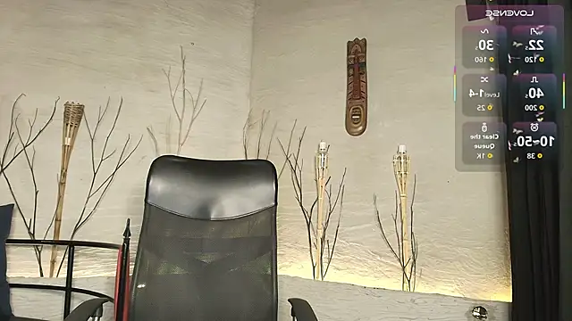 Snapshot of MarcusRain_ chatting on October 21, 2025, 7:25 pm MarcusRain online show from October 21, 2025, 7:25 pm