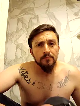 Snapshot of Macrhizz chatting on November 15, 2025, 6:00 am Macrhizz online show from November 15, 2025, 6:00 am