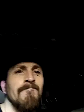 Snapshot of Macrhizz chatting on December 20, 2025, 7:37 am Macrhizz online show from December 20, 2025, 7:37 am