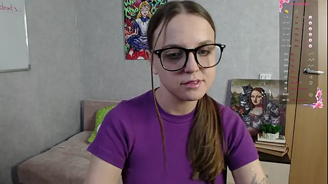 Violetwin online show from October 1, 2025, 6:14 pm