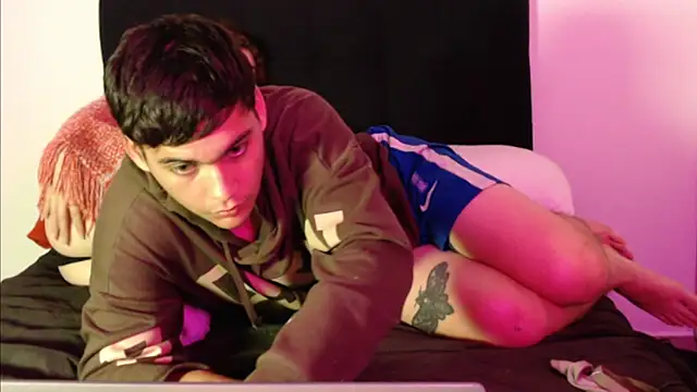 Samantha 2190 online show from November 16, 2025, 5:13 am