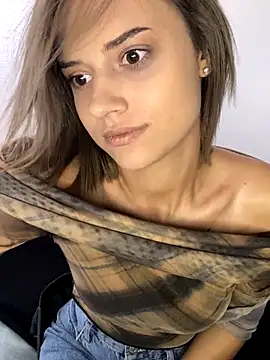 Snapshot of AishaKali chatting on September 19, 2025, 9:00 am AishaKali online show from September 19, 2025, 9:00 am