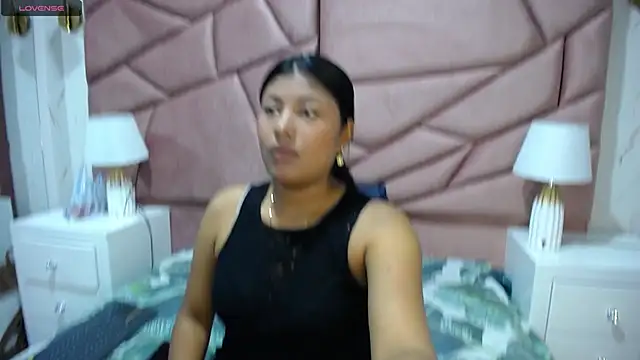 canela a73 online show from October 11, 2025, 7:56 pm