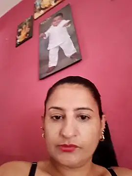 Titiss8921 online show from December 17, 2025, 7:53 pm