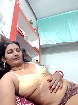 Snapshot of ZIVAA chatting on October 11, 2025, 4:44 am ZIVAA online show from October 11, 2025, 4:44 am