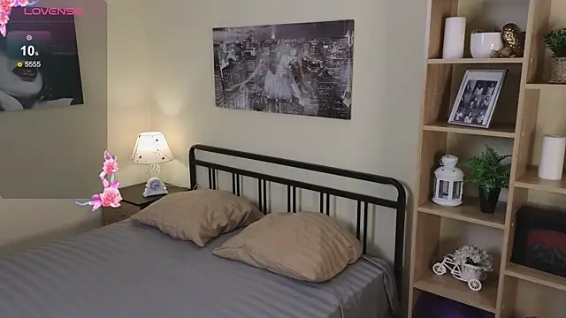 Bonnie Nunez online show from November 8, 2025, 5:45 pm