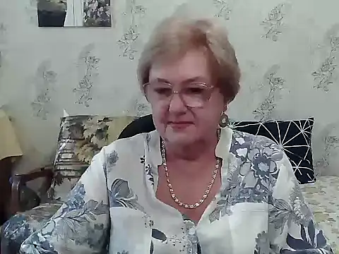 Snapshot of Renata62011 chatting on September 16, 2025, 11:11 am Renata62011 online show from September 16, 2025, 11:11 am