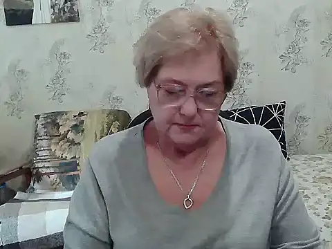 Snapshot of Renata62011 chatting on September 18, 2025, 11:23 am Renata62011 online show from September 18, 2025, 11:23 am