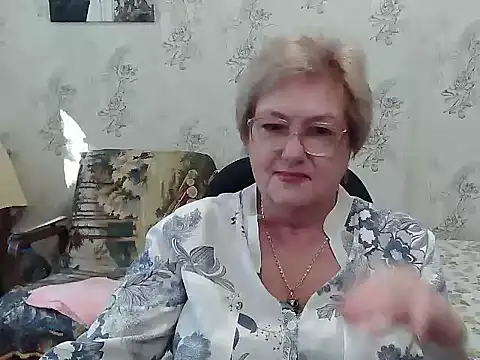 Snapshot of Renata62011 chatting on September 24, 2025, 11:02 am Renata62011 online show from September 24, 2025, 11:02 am