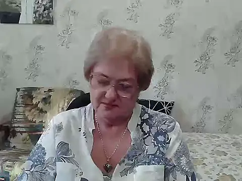 Snapshot of Renata62011 chatting on October 6, 2025, 12:24 pm Renata62011 online show from October 6, 2025, 12:24 pm