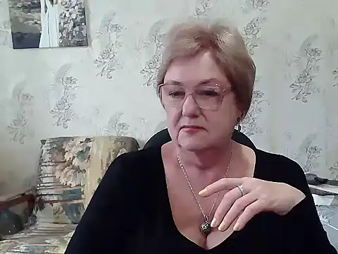 Snapshot of Renata62011 chatting on November 12, 2025, 12:16 pm Renata62011 online show from November 12, 2025, 12:16 pm