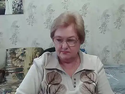 Snapshot of Renata62011 chatting on November 19, 2025, 12:16 pm Renata62011 online show from November 19, 2025, 12:16 pm