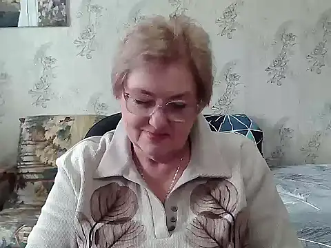 Snapshot of Renata62011 chatting on November 24, 2025, 12:16 pm Renata62011 online show from November 24, 2025, 12:16 pm