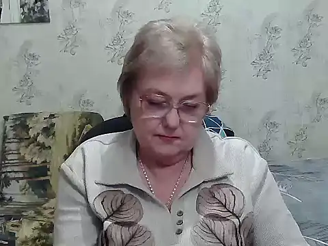 Snapshot of Renata62011 chatting on December 5, 2025, 6:04 pm Renata62011 online show from December 5, 2025, 6:04 pm