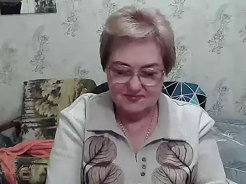 Snapshot of Renata62011 chatting on December 15, 2025, 1:48 pm Renata62011 online show from December 15, 2025, 1:48 pm