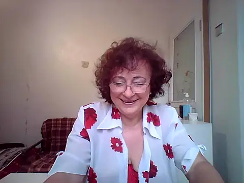 Snapshot of Julia54391 chatting on September 18, 2025, 10:39 am Julia54391 online show from September 18, 2025, 10:39 am