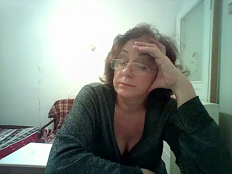 Snapshot of Julia54391 chatting on September 30, 2025, 7:30 pm Julia54391 online show from September 30, 2025, 7:30 pm