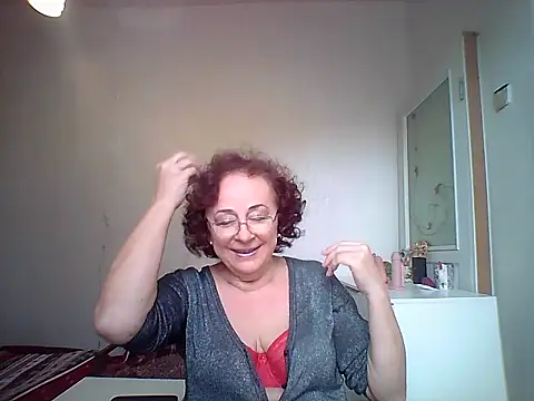 Snapshot of Julia54391 chatting on October 3, 2025, 7:16 am Julia54391 online show from October 3, 2025, 7:16 am
