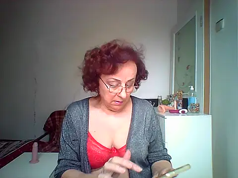 Snapshot of Julia54391 chatting on October 16, 2025, 8:26 am Julia54391 online show from October 16, 2025, 8:26 am