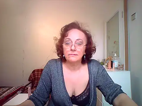 Snapshot of Julia54391 chatting on October 20, 2025, 8:48 am Julia54391 online show from October 20, 2025, 8:48 am