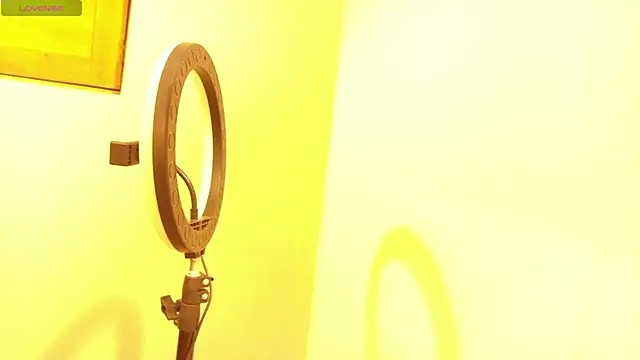 Snapshot of Vanessa_7_ chatting on September 14, 2025, 5:23 pm Vanessa 7 online show from September 14, 2025, 5:23 pm