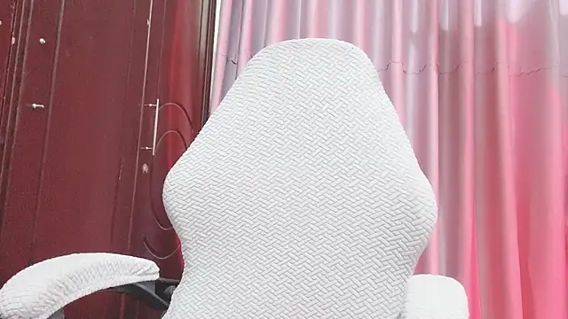 Snapshot of Vessi-babe chatting on September 20, 2025, 3:02 pm Vessi-babe online show from September 20, 2025, 3:02 pm