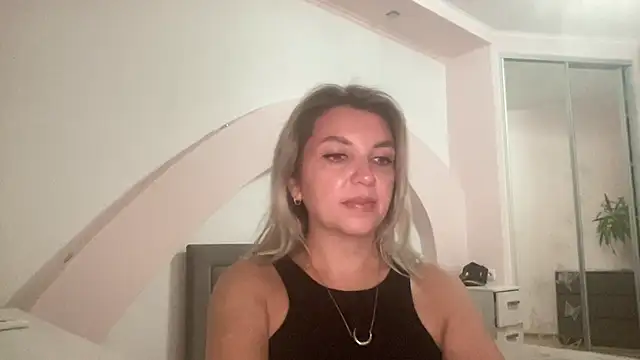 Snapshot of Beautysoul_ chatting on September 23, 2025, 3:37 pm Beautysoul  online show from September 23, 2025, 3:37 pm