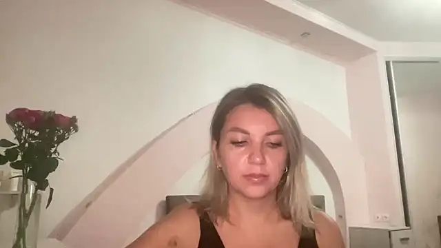 Snapshot of Beautysoul_ chatting on September 24, 2025, 4:43 pm Beautysoul  online show from September 24, 2025, 4:43 pm