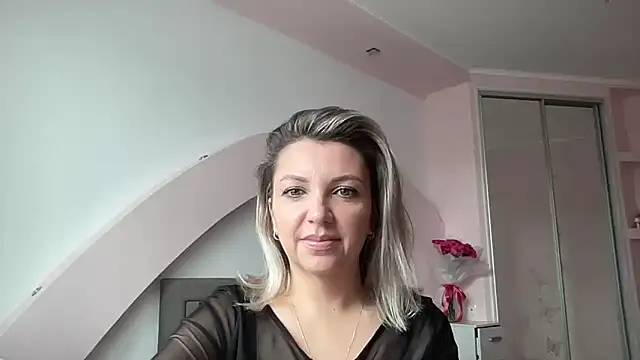 Snapshot of Beautysoul_ chatting on October 13, 2025, 8:47 am Beautysoul  online show from October 13, 2025, 8:47 am