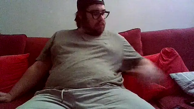 chubbyDavid1998 online show from December 4, 2025, 9:07 am