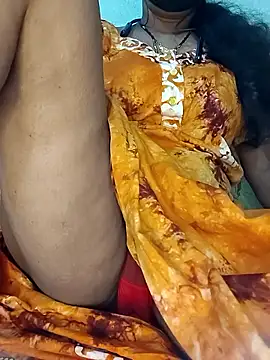 Hotty-Monaa online show from September 16, 2025, 5:03 pm