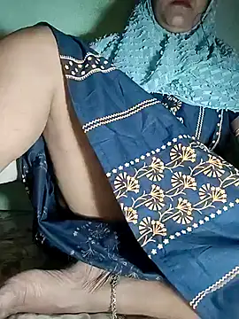 Hotty-Monaa online show from October 14, 2025, 5:25 pm