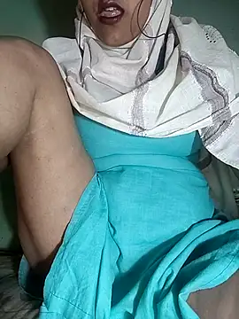 Hotty-Monaa online show from November 23, 2025, 5:13 pm