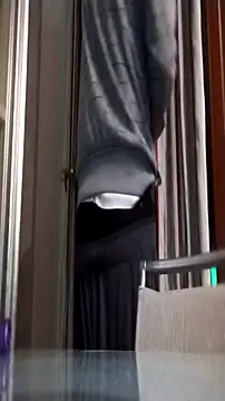 Snapshot of PearlingBunkbed chatting on October 19, 2025, 4:46 am PearlingBunkbed online show from October 19, 2025, 4:46 am