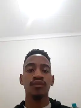 Snapshot of gemini_loops chatting on November 4, 2025, 5:56 pm gemini loops online show from November 4, 2025, 5:56 pm