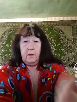 CrystalLime6411 online show from December 2, 2025, 8:41 am